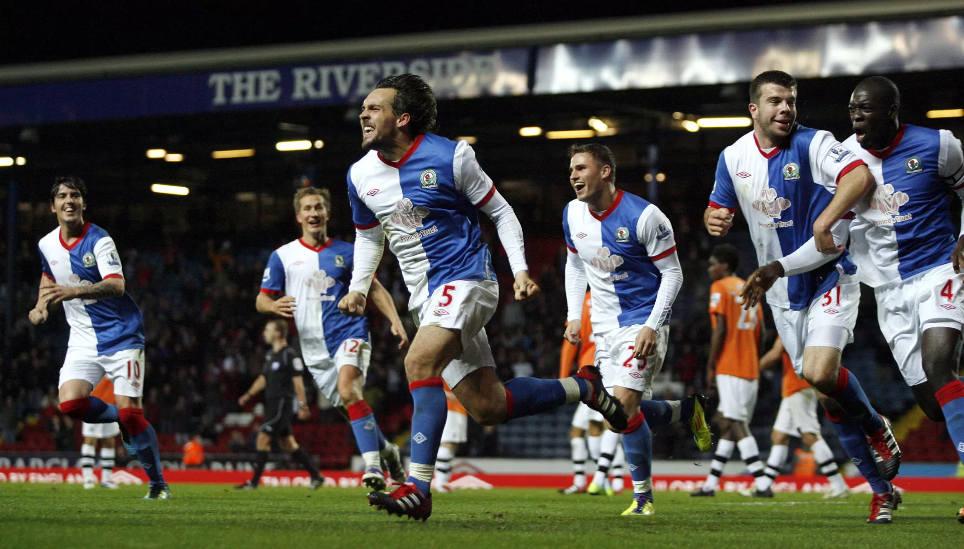 Blackburn Rovers extend partnership with spreadex sports for another season